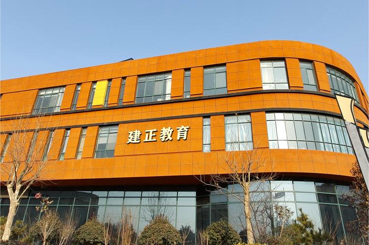 信息咨询与文化艺术教育交流 现代服务业的融合与发展