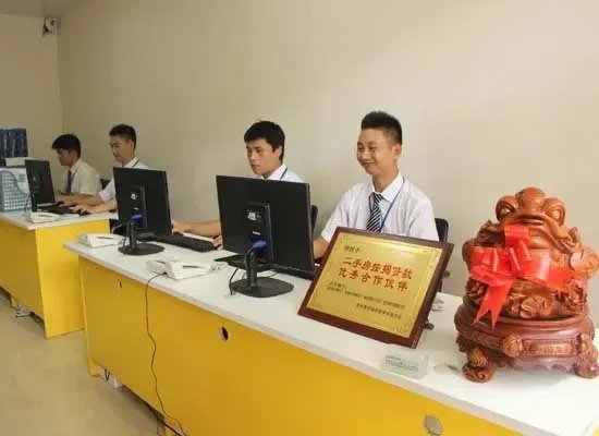 西安金鼎房地产信息咨询今日盛大开业，打造专业信息咨询服务新标杆